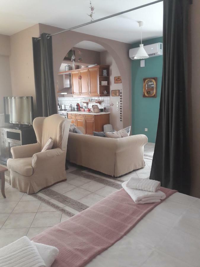 4Epoxes Apartment Tinos Bagian luar foto